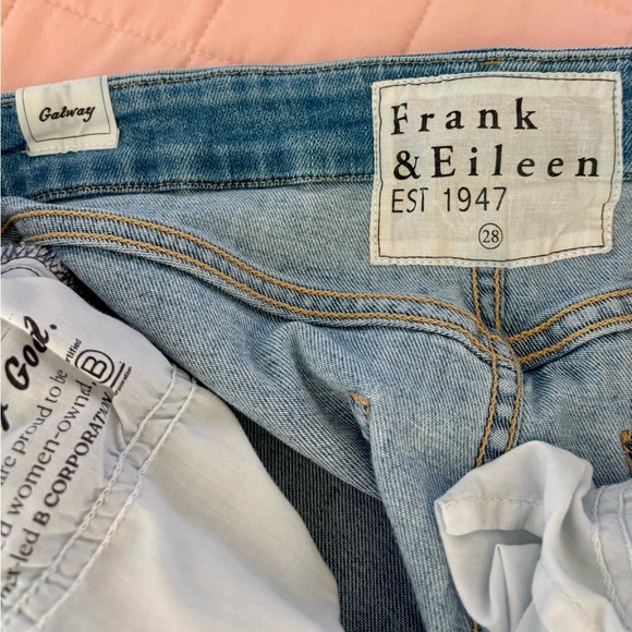 Frank & Eileen Galway 26" Jeans - Picture 3 of 5